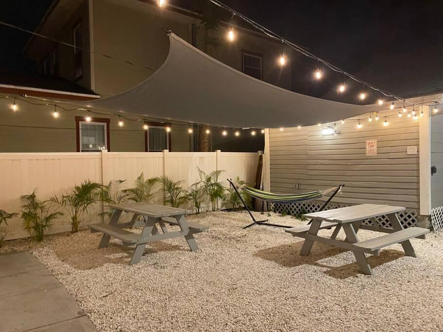 Cozy Studio Bungalow Steps To Armature Works Tampa Exterior foto